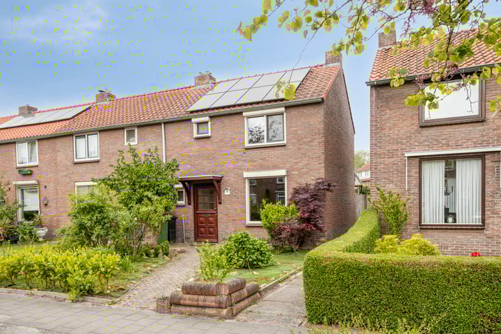 Mr. T.J. Verschuurstraat 38