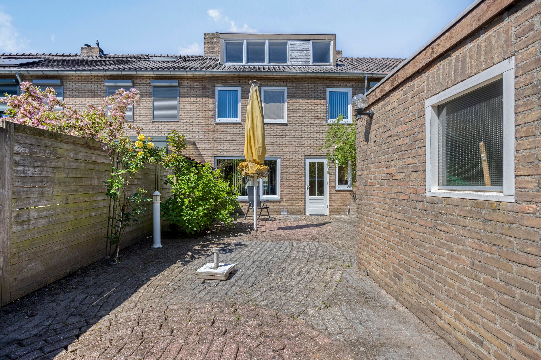 Photo 24 of Désiré Leesensstraat 15