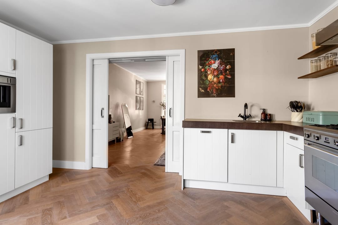 Photo 8 of Oostburgweg 82