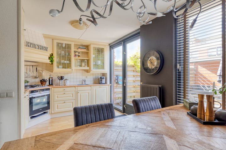 Foto 19 van Randmeerstraat 112