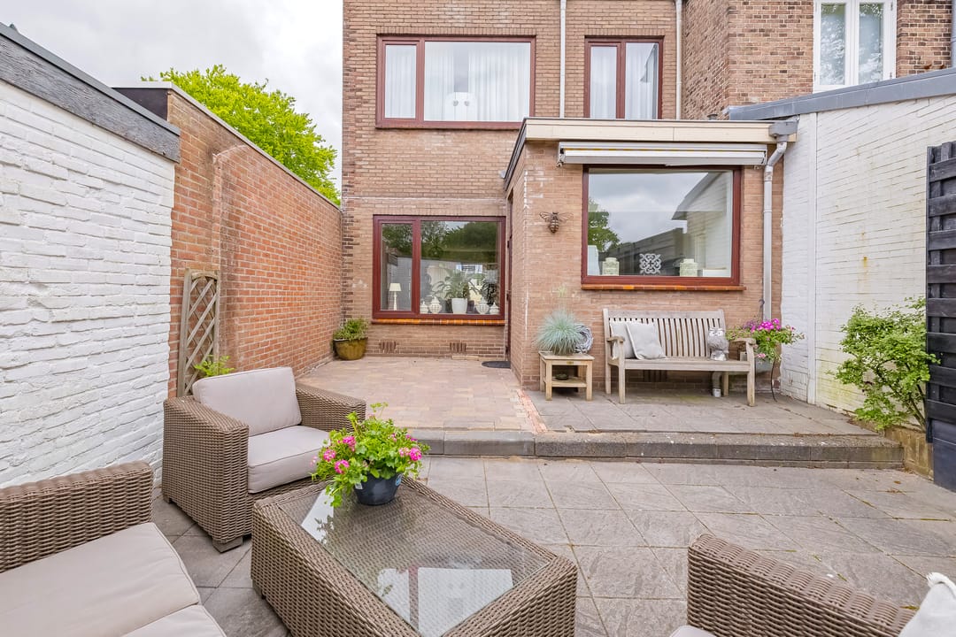 Photo 2 of Terrasweg 9