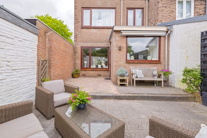 Photo 2 of Terrasweg 9