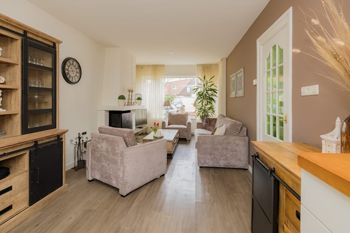 Photo 5 of Terrasweg 9