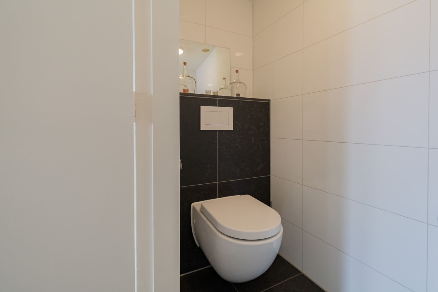 Photo 10 of Terrasweg 9