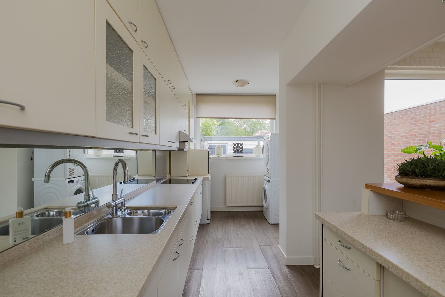 Photo 20 of Terrasweg 9