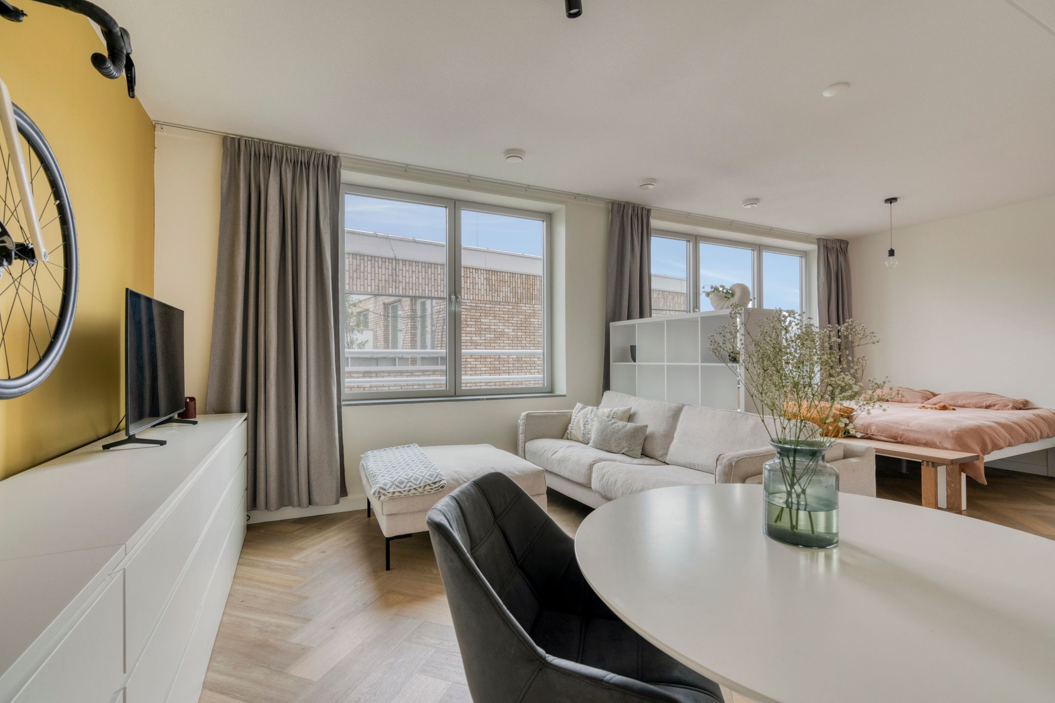 Foto 12 van Rinus Michelslaan 227