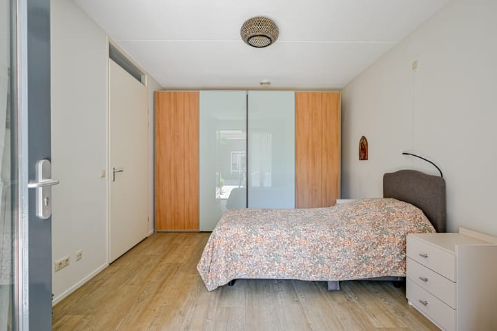 Foto 11 van Landbouwstraat 4-L