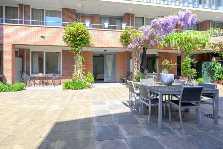 Foto 14 van Landbouwstraat 4-L