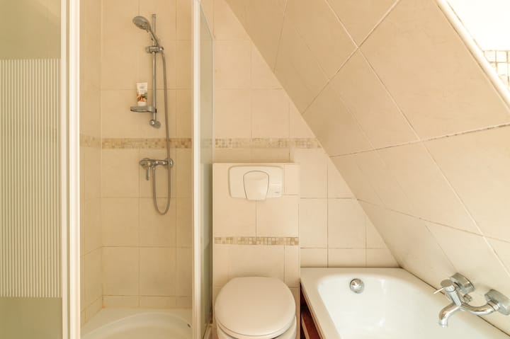 Photo 22 of Stinsenwei 7