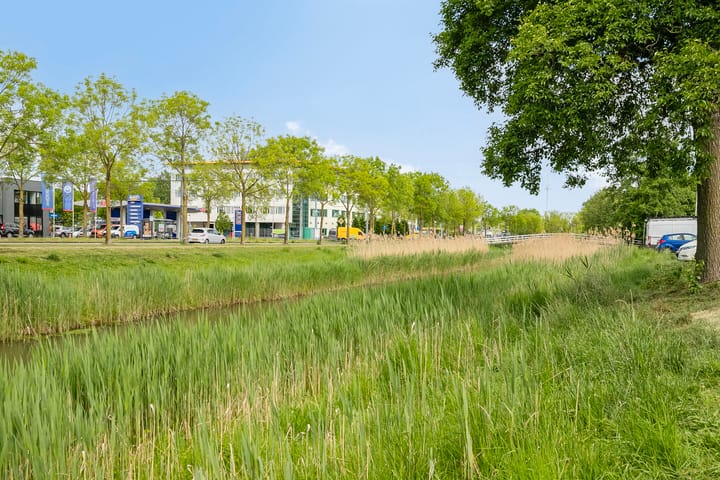 Photo 36 of Glenn Millerstraat 7