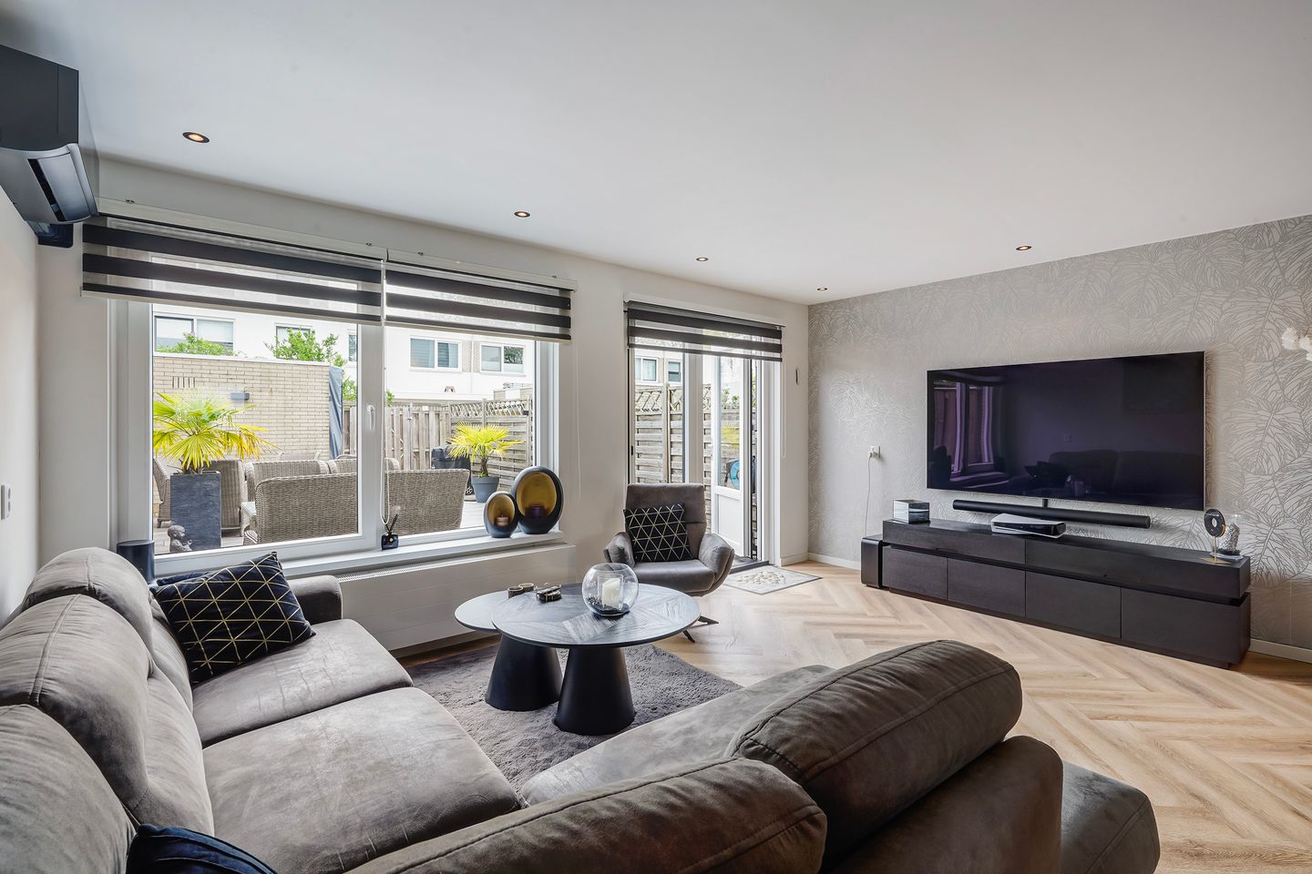 Foto 5 van Mosgroen 331