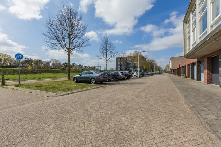 Foto 32 van Oegstgeeststraat 7