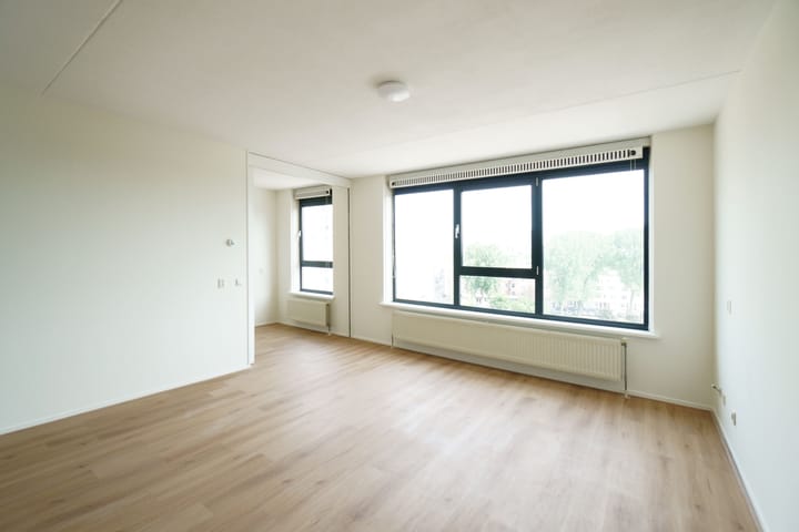 Foto 2 van Zuidplein 562