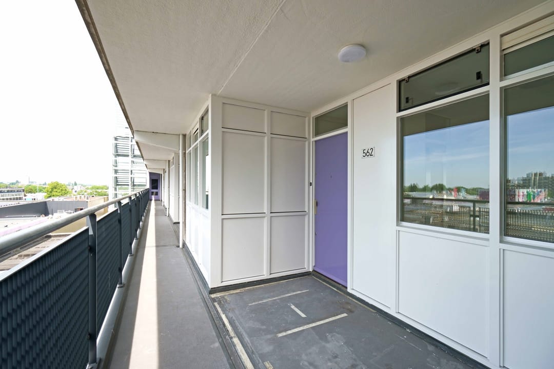 Foto 13 van Zuidplein 562