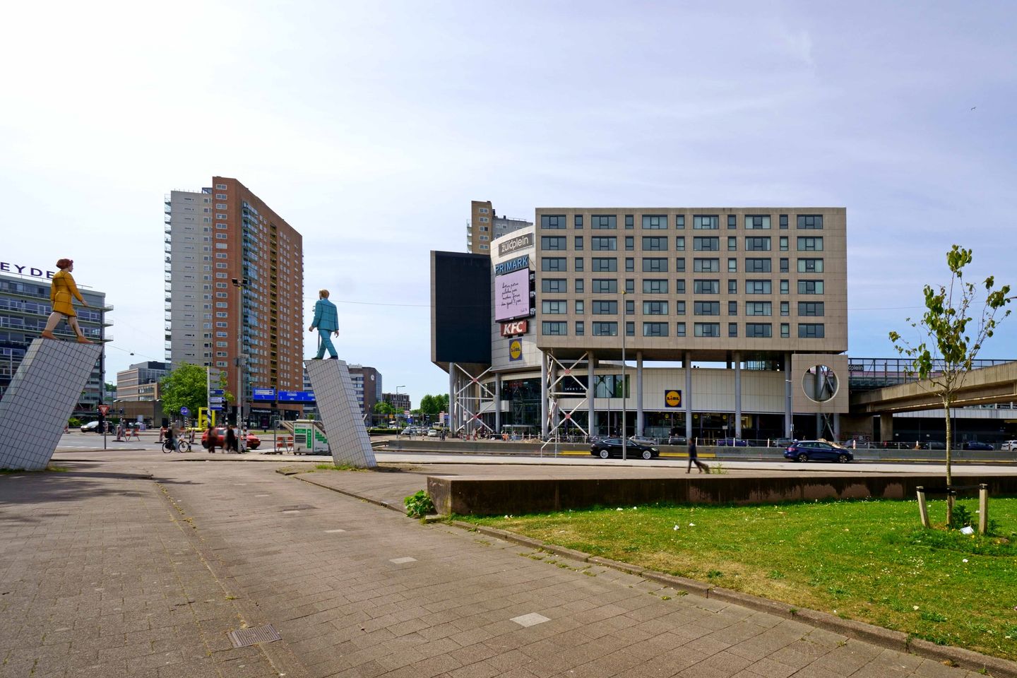 Foto 19 van Zuidplein 562