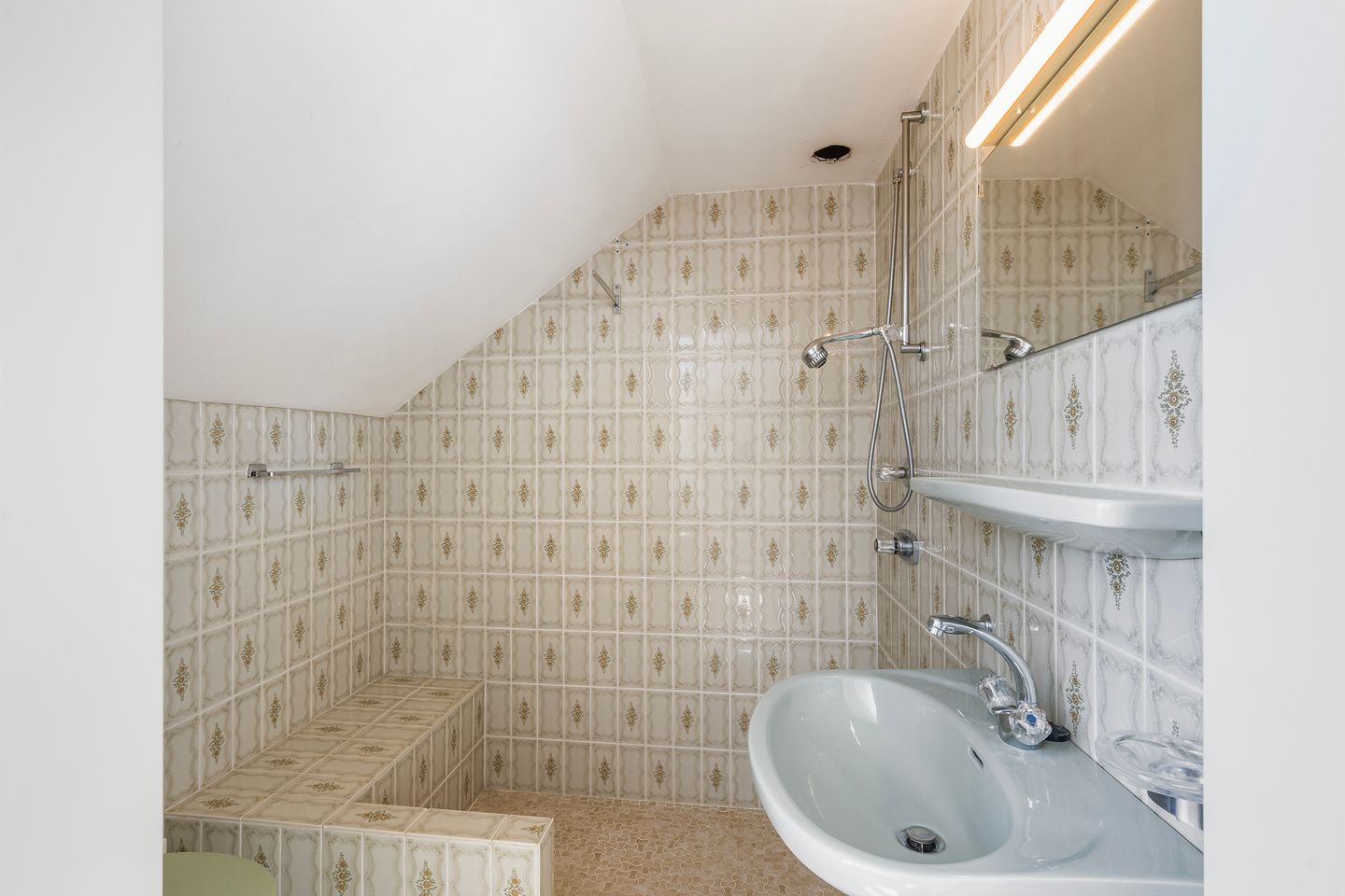 Foto 65 van Haantje 24-C