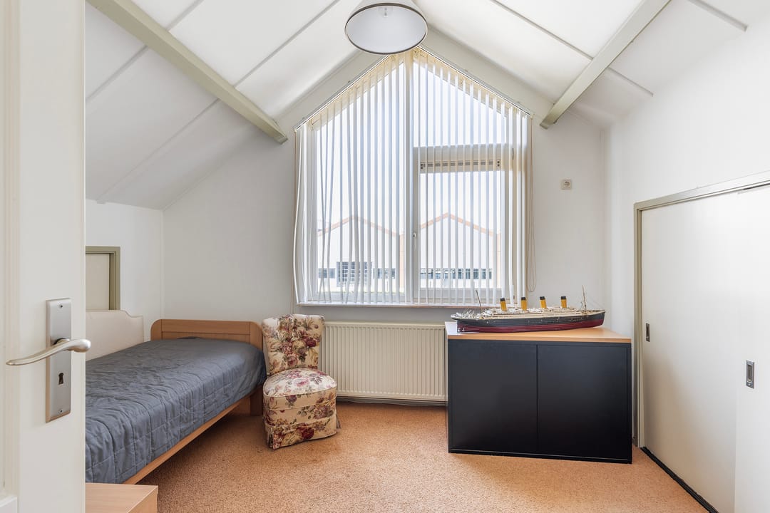 Foto 67 van Haantje 24-C