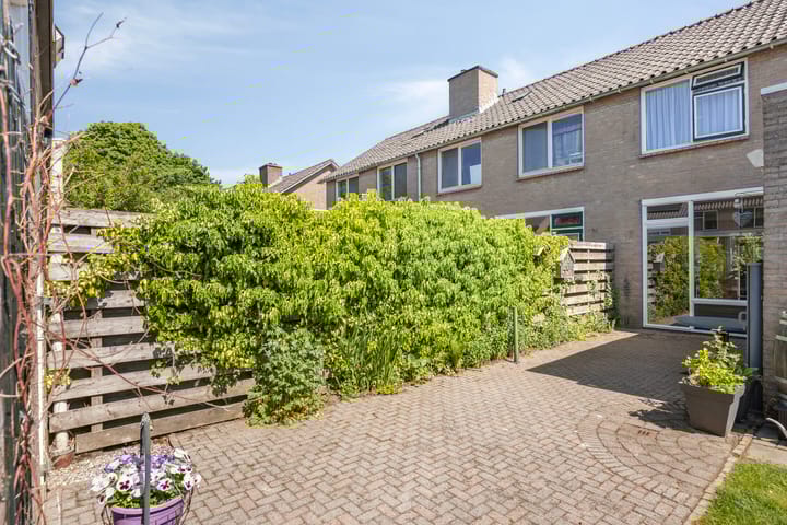 Foto 32 van Klaproosstraat 14