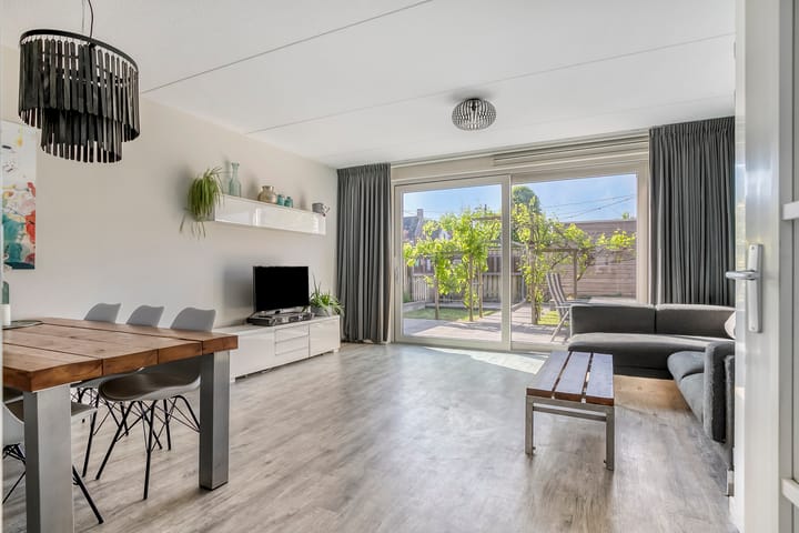 Foto 5 van Libellenlaan 54