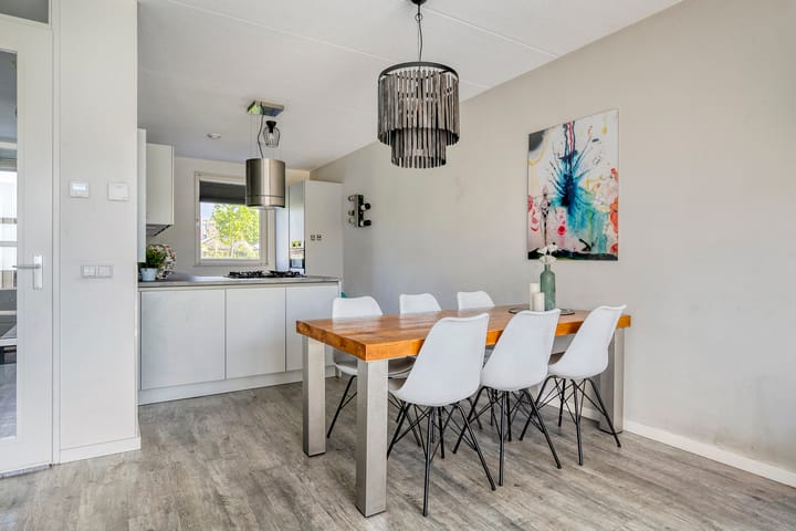 Foto 9 van Libellenlaan 54