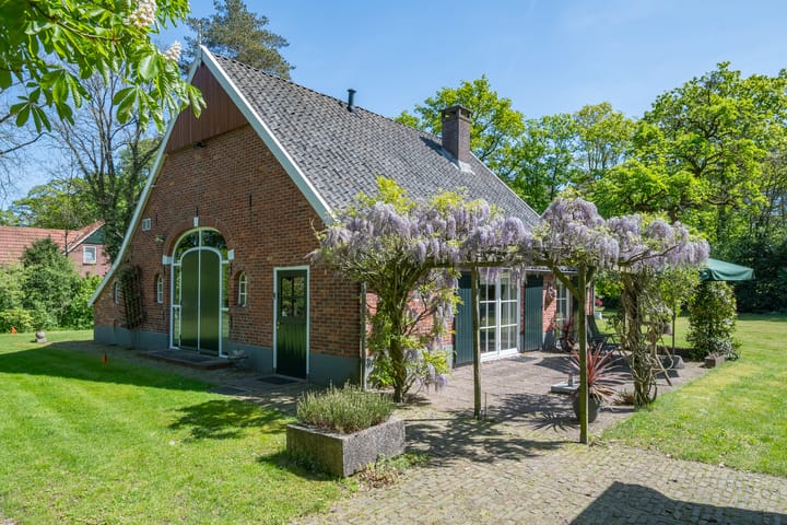 Foto 4 van Bredevoortsestraatweg 139