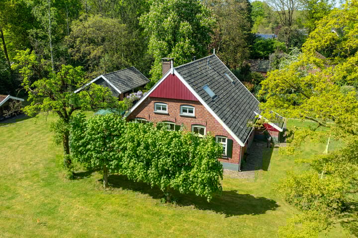 Foto 32 van Bredevoortsestraatweg 139