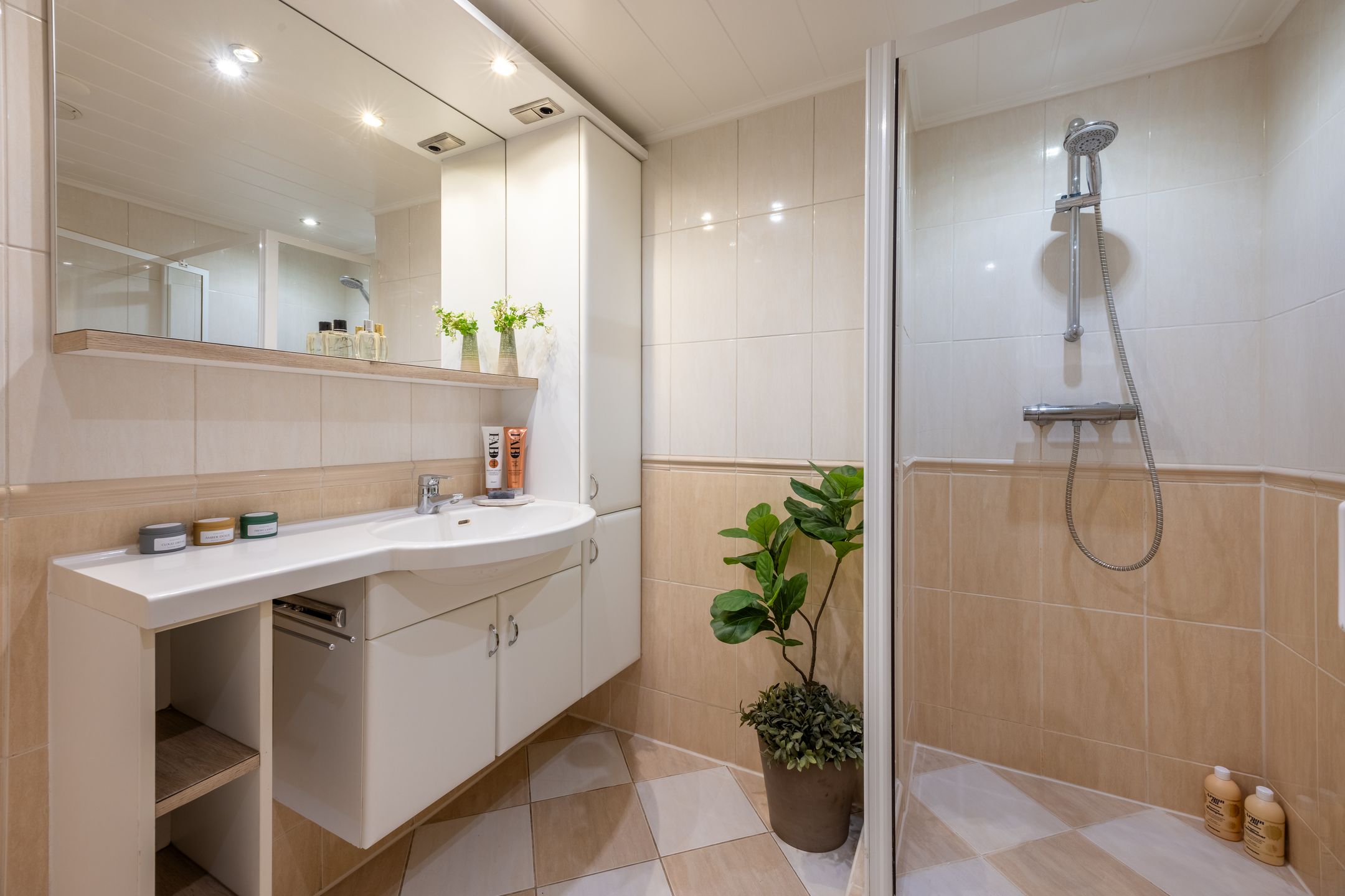 Foto 42 van Berendinastraat 35