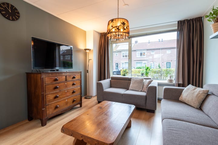 Photo 11 of Winterstraat 17