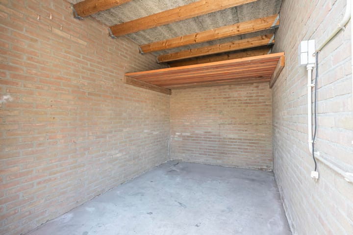 Foto 25 van Lippestraat 15