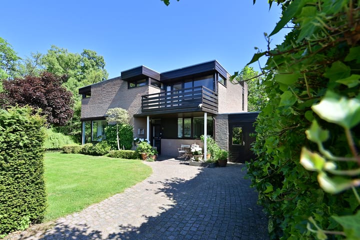 Photo 2 of Schubertlaan 10