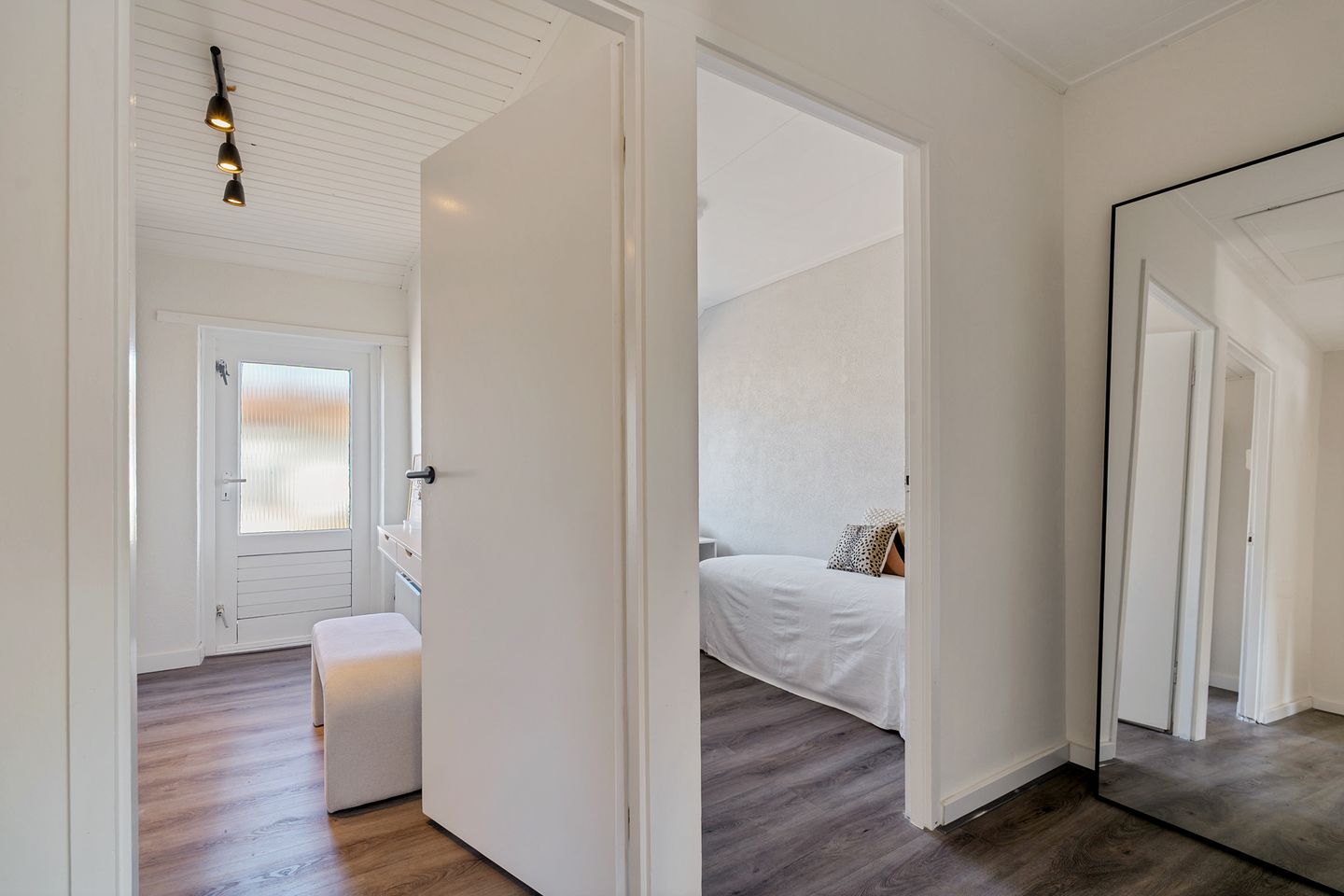 Photo 19 of Resedastraat 23