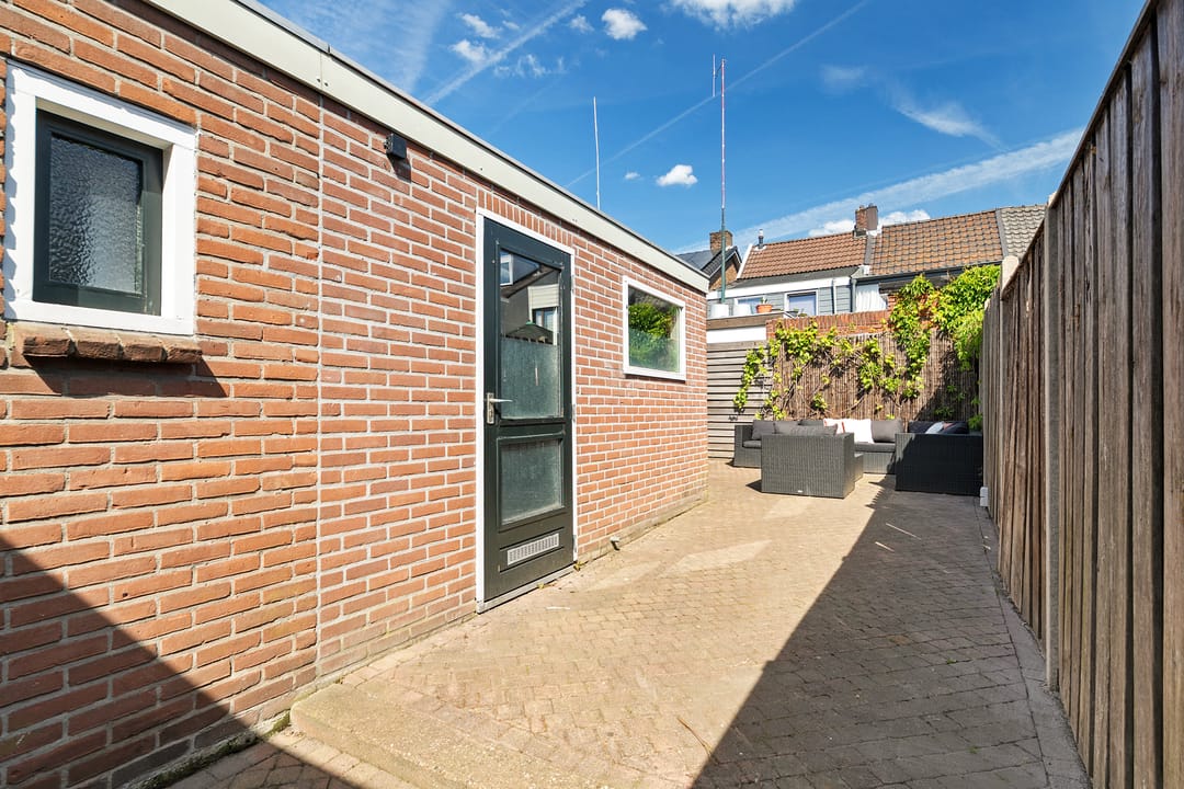 Photo 26 of Resedastraat 23