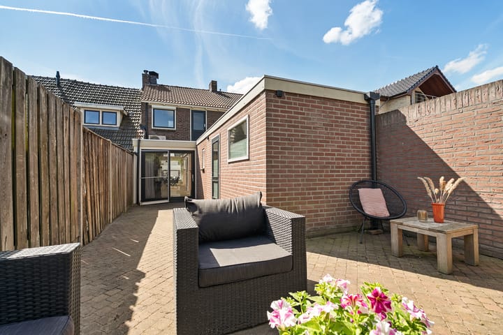 Foto 30 van Resedastraat 23