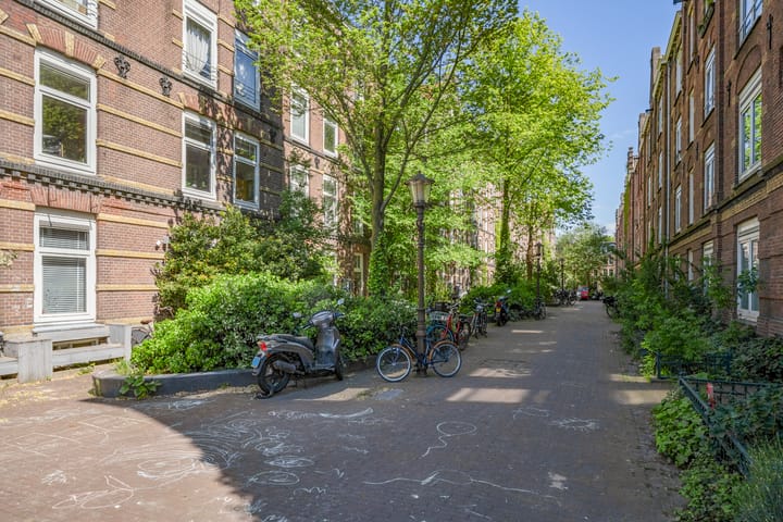 Foto 16 van Dirk Hartoghstraat 18-B