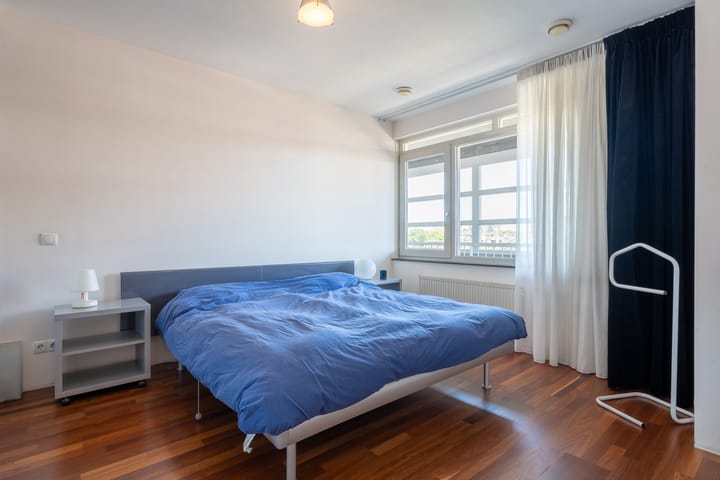 Foto 12 van Generaal Maczekstraat 149