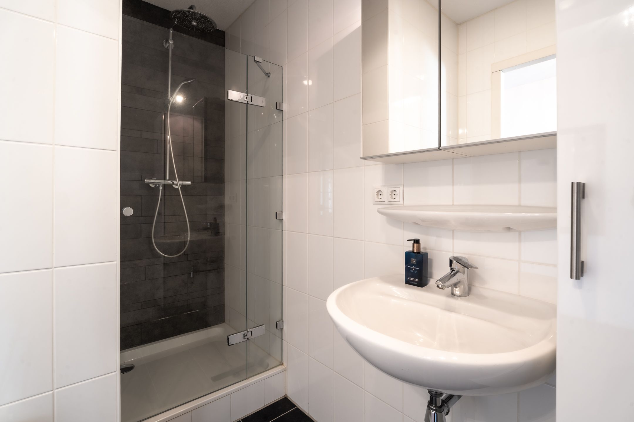 Foto 18 van Generaal Maczekstraat 149