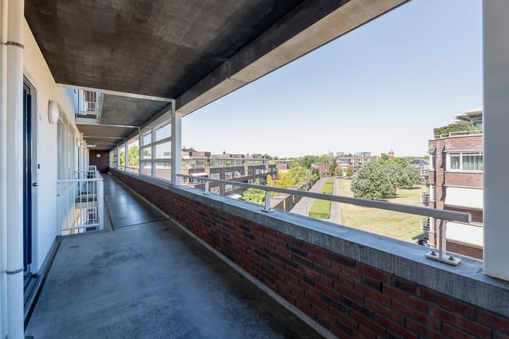 Foto 23 van Generaal Maczekstraat 149