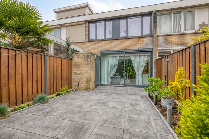 Foto 34 van Staringstraat 436