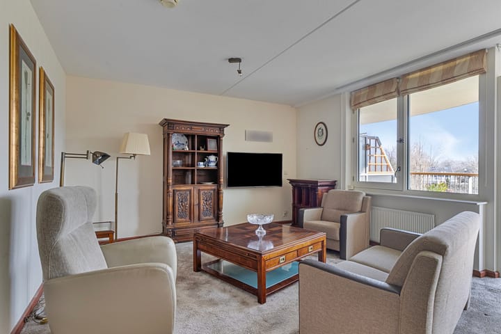 Photo 5 of Gustav Vasaborg 27