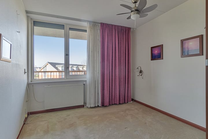 Photo 12 of Gustav Vasaborg 27