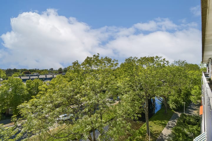 Photo 6 of Laan van Ouderzorg 219