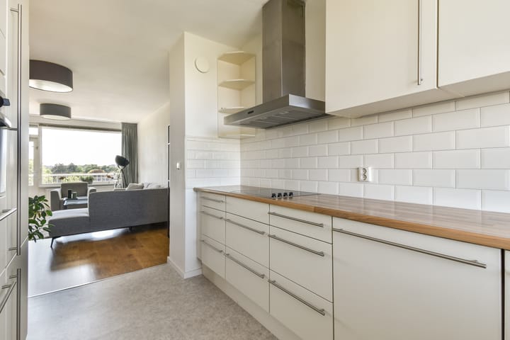 Photo 12 of Laan van Ouderzorg 219