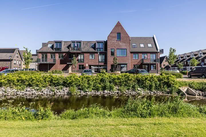 Foto 33 van Meeroever 57