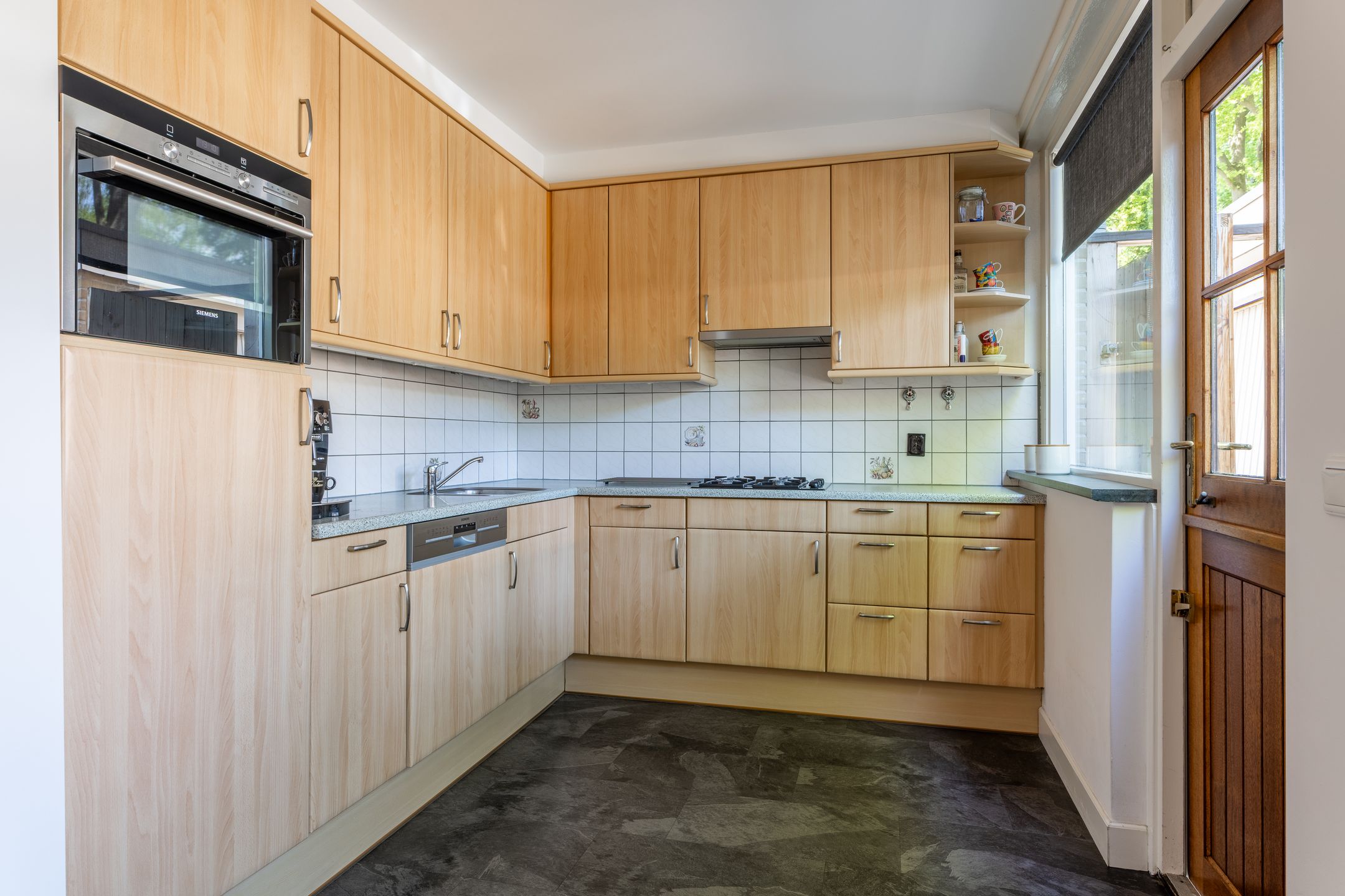 Photo 3 of Gerrit Peuscherstraat 70