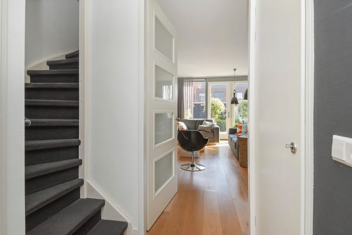 Foto 9 van Platostraat 17