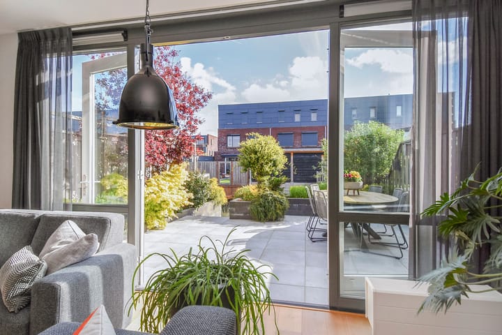 Foto 19 van Platostraat 17