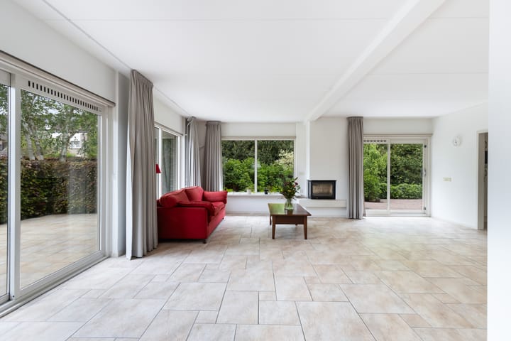 Foto 3 van Weegbree 2