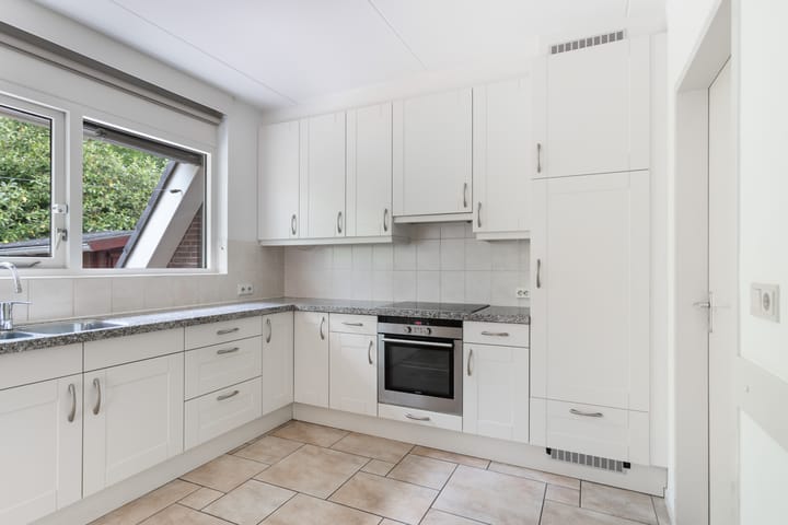 Foto 9 van Weegbree 2