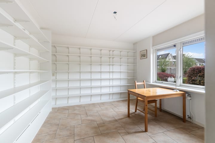 Foto 14 van Weegbree 2