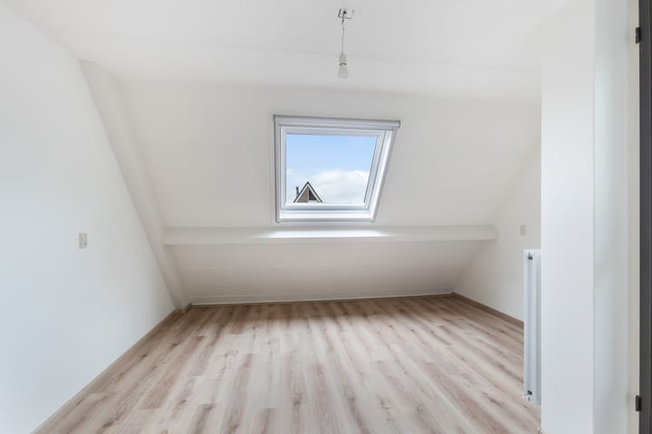 Foto 32 van Weegbree 2